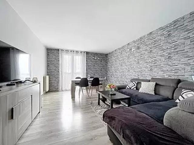 Élancourt 78990 Achat / Vente appartement 3 pièces t3 au dernier étage