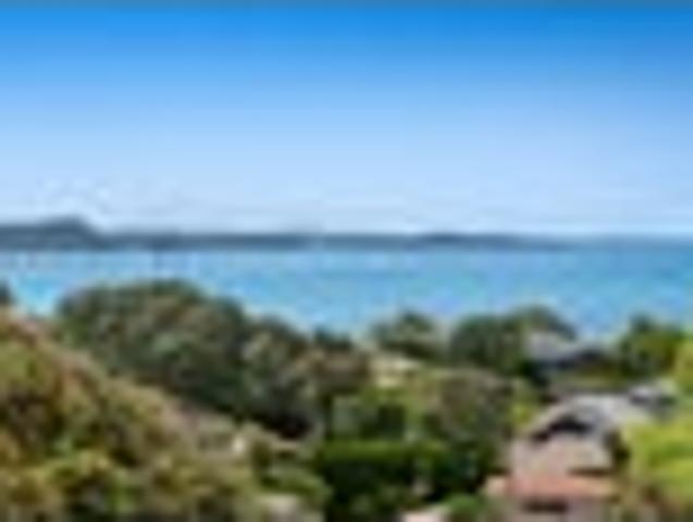 Elevated 730m2 Section With Sea Views