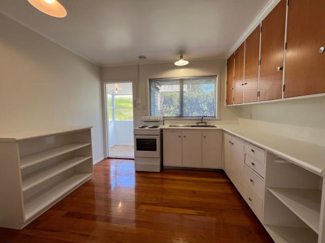Elevated unit with ample storage