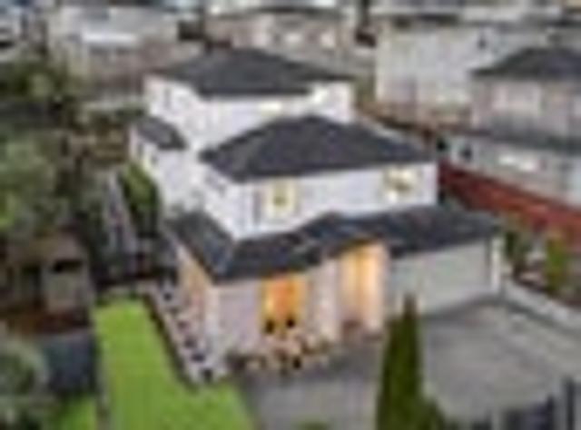 Elevated Views – 5 Beds & Dual Ensuites