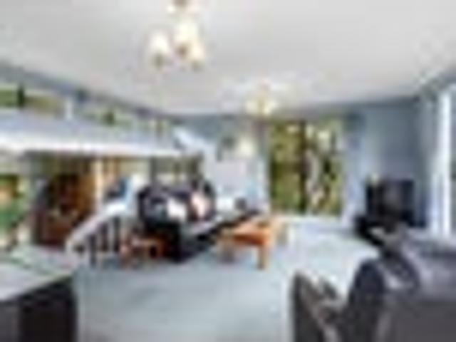 Elevated Views and Flexible Family Living
