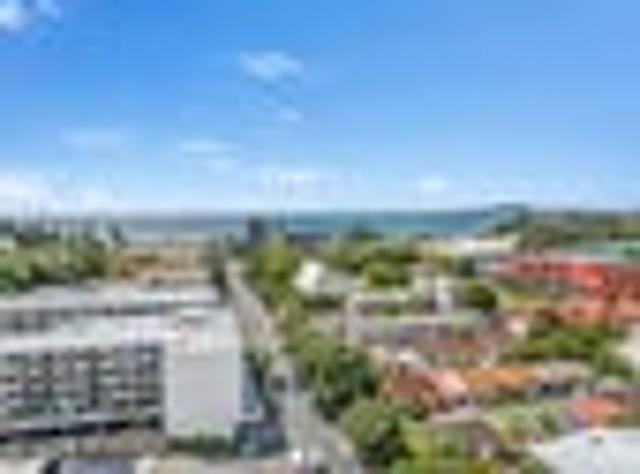 Rare Dual Aspect Corner Apartment