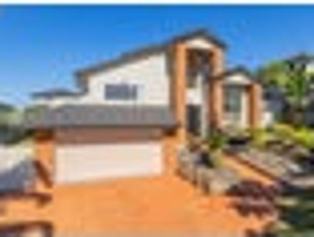 Elevated Family Living on 703m² – Rangitoto Zone