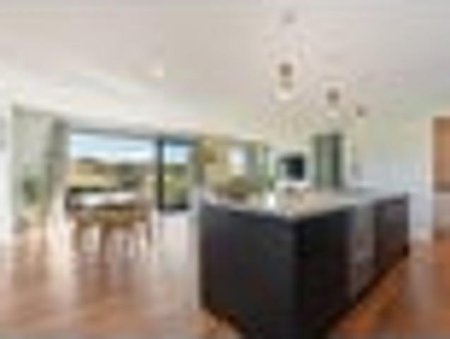 Elevated Lifestyle Living In Redwood Valley