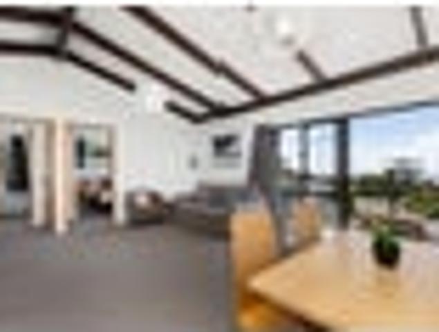 Elevated Living with Sea Views