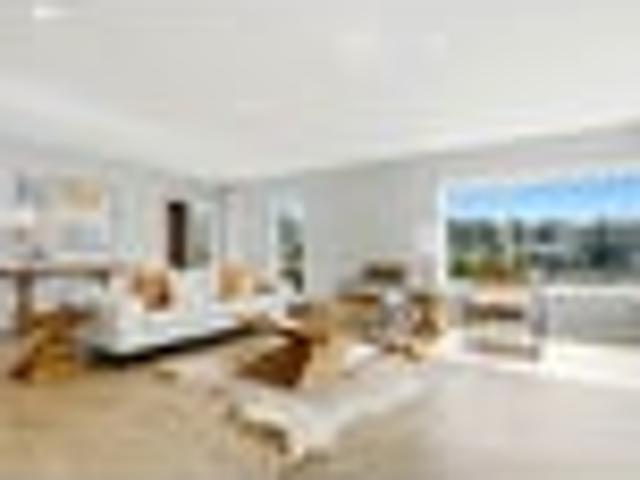 Elevated Space, Flexibility & Lifestyle