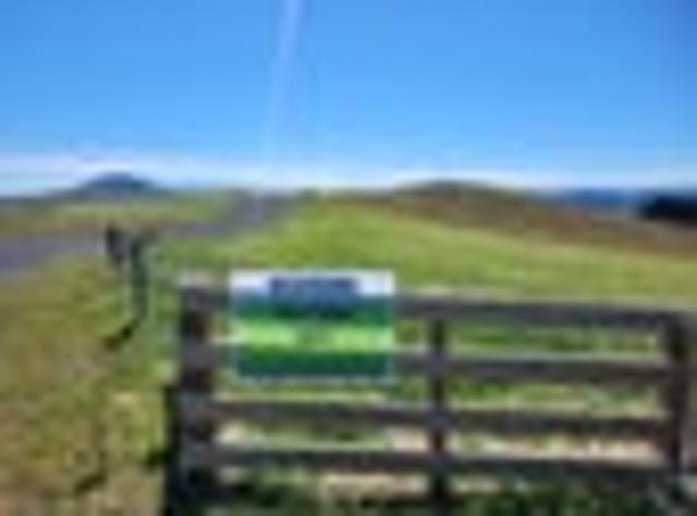 Elevation and Outlook Lot 4, McKenzie Drive