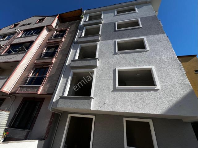 Çelebioğlu Emlaktan Çayırova Atatürk Mh Satılık 2+1 Arakat Daire