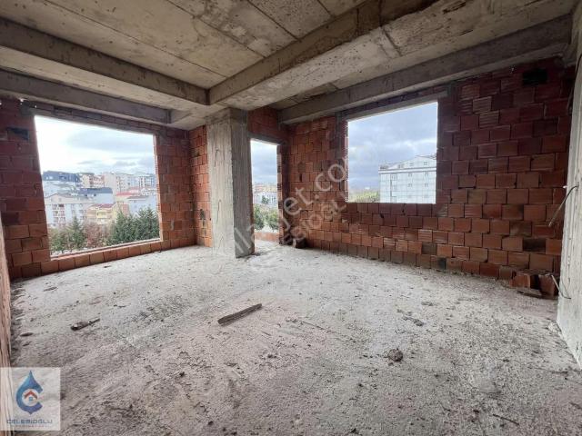 Çelebioğlun'dan Aksede Rahmi D.cadde Üzeri 3+1 Satılık Daire