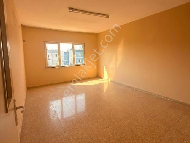 Çelebi'den Atakentte Diş Hastanesi Civarında Kiralık 2+1 5.kat Daire
