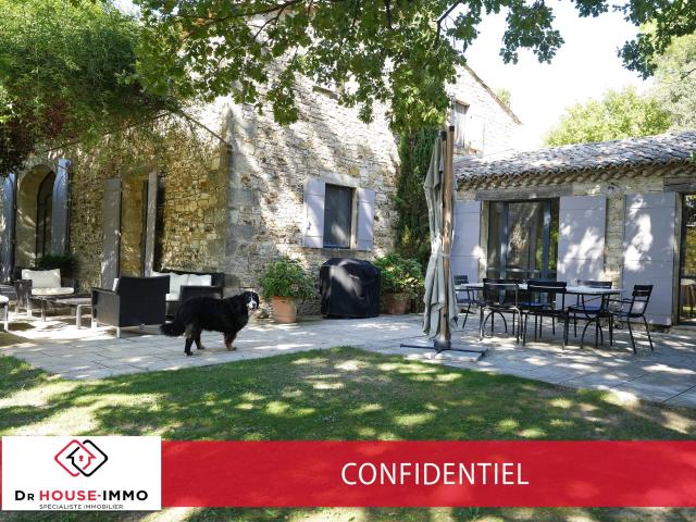 Élégant Mas Provençal de Caractère Charme, Authenticité et A. 320m² Uzès