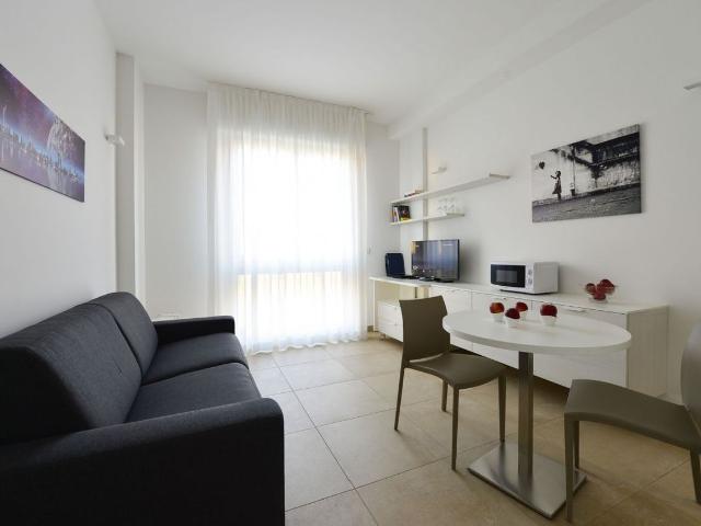 Elegant Modern Apartment in Bologna Centre, Bologna Amsterdam Apartments for Rent