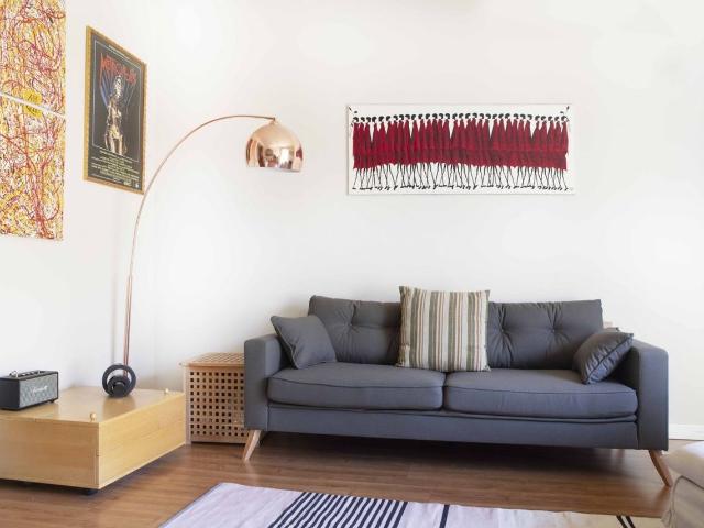 Elegant One Bedroom Apartment in Bologna Center, Bologna Amsterdam Apartments for Rent