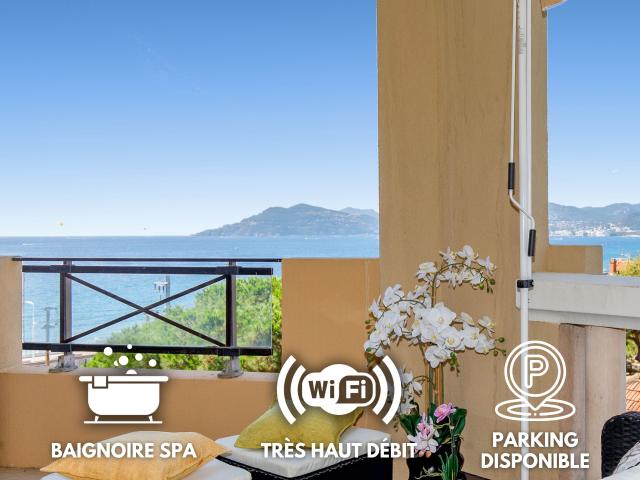 Elegant One Bedroom with Sea View, Balcony & Whirlpool Bath — 100 m from the Beach