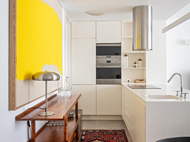 Elegant and comfortable 2 bedroom apt in Lisbon