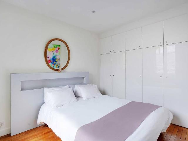 Elegant and Fully Equipped Apartment for a Memorable Stay, Paris Amsterdam Apartments for Rent
