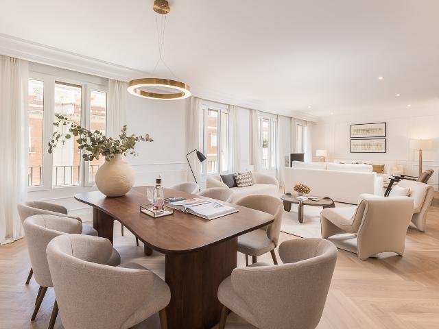 Elegant and luminous apartment in Recoletos
