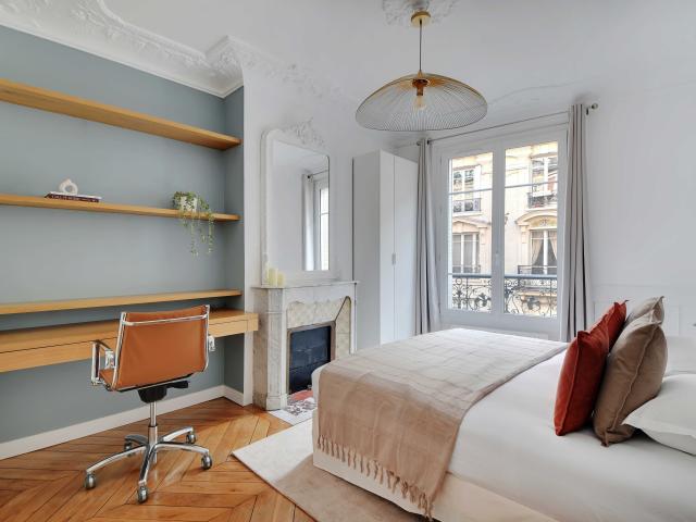 Elegant apartment 2BR 4P Pantheon