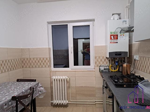 Elegant apartment with 3 rooms to rent in Târgu Cucu, vis à vis the court