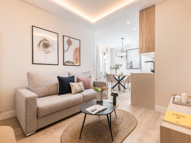 Elegant apartment in the neighborhood of Cortes