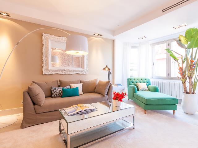 Elegant apartment in Salamanca district