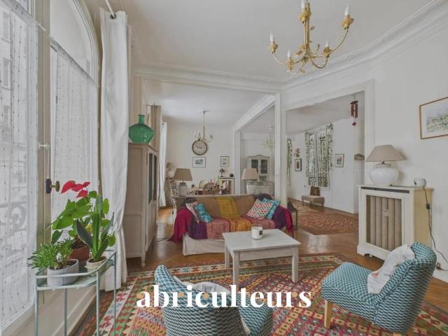 Elegant appartement Familial 105m² Paris 6, Notre Dame des Champs