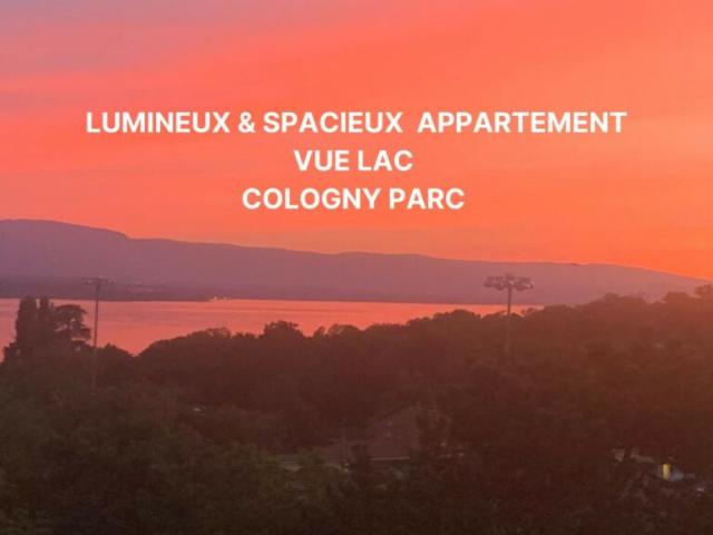 Elégant Appartement vue lac, résidence de luxe avec piscine intérieure & jacuzzi