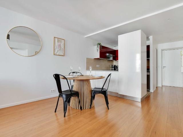 Elegant Apt 1BDR/4P Marais / Place des Vosges, Paris Amsterdam Apartments for Rent