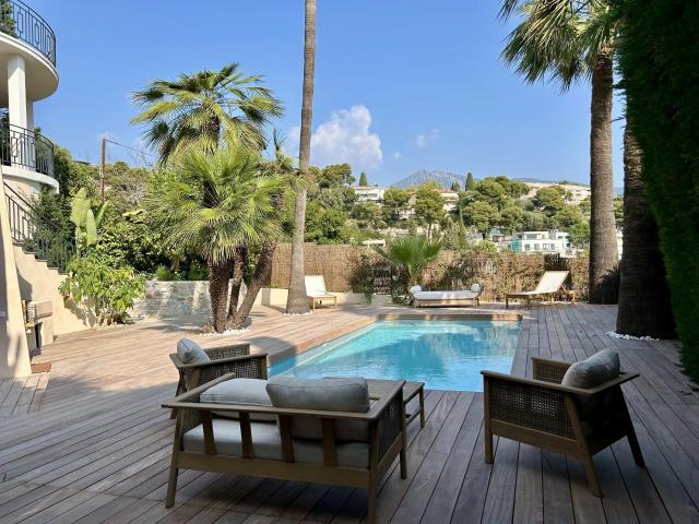 Elegant Bastide with Sea View and Pool for Sale – Roquebrune. m² Roquebrune Cap Martin