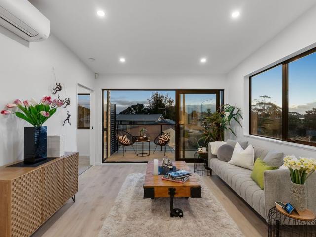 Elegant Beachside Residence in Manly