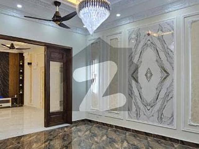 Elegant Brand New 5 Marla Family House Available for Rent