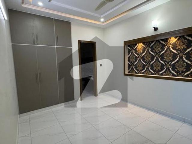 Elegant brand new house for rent g 13/1