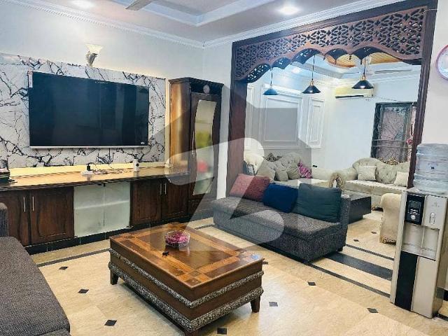 Elegant Corner 4 Bed House Prime Location Q Block Johar Town