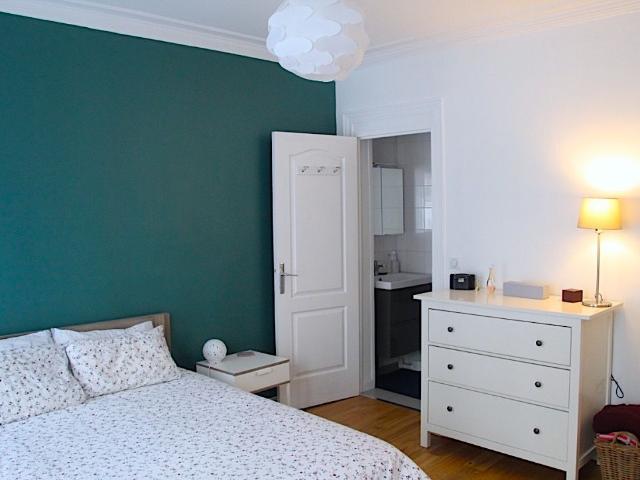 Elegant duplex 10 minutes from the Arc de Triomphe with 1 bedroom, parquet flooring & high ceilings Courcelles Wagram district, Paris Amsterdam Apartments for Rent