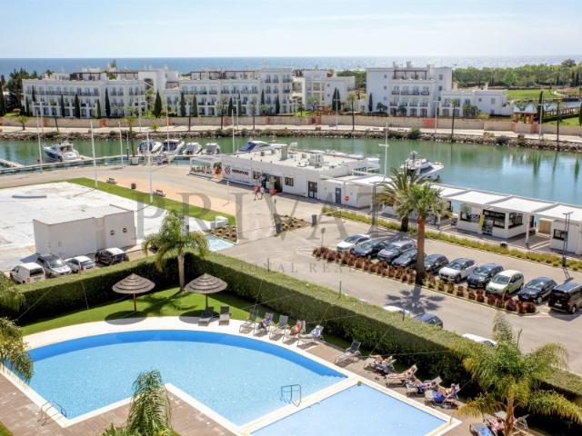 Elegant Dream Apartment with Sea Views in Marina de Vilamoura