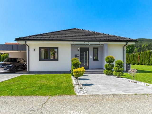 Elegant, Ebenerdig, Bezugsbereit Bungalow mit Harmonischem Wohnambiente