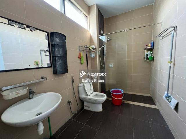 Elegant engineered timber flooring — Fully air conditioned comfort — Centralised hot water system — Separate dry & wet kitchen for practical living — Large balcony with breathtaking city views