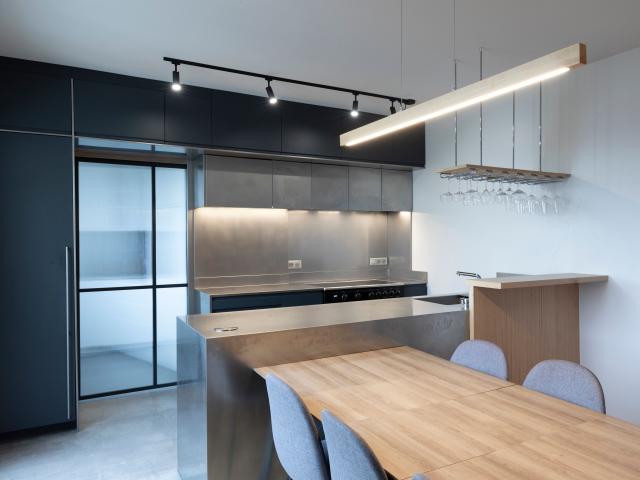Elegant Fully Furnished Apartment with Balconies – Ideal for 6 Month Expat Stay in Boulogne Billancourt
