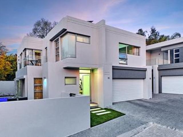 elegant fully furnished off the grid.