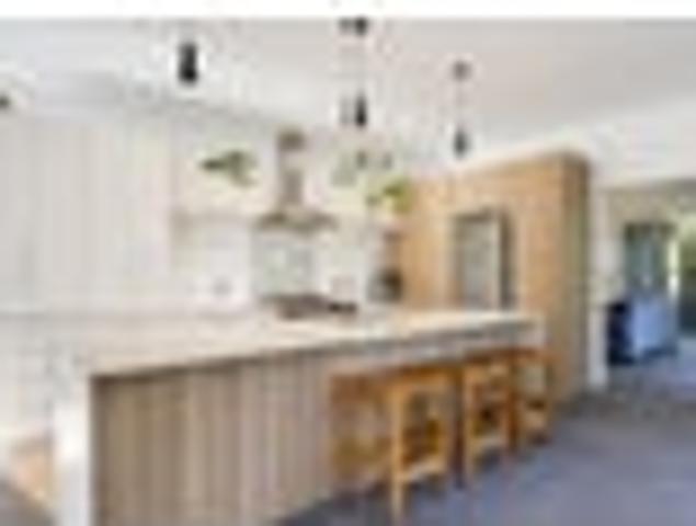 Elegant Family Home in Stoke