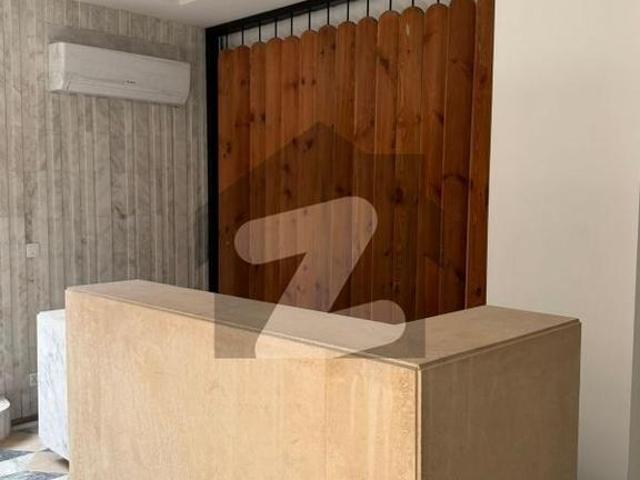 Elegant Finishing Semi Furnished Apartment Gulberg 3