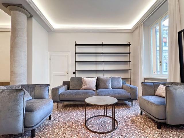 Elegant Historic Center Apartment in Bologna, Bologna Amsterdam Apartments for Rent