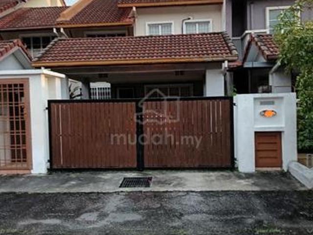 Elegant Inviting Home in Prestigious Subang Jaya Address