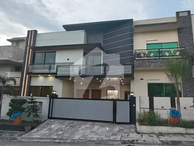 Elegant Proper Double Unit Brand New Luxury House For Sale
