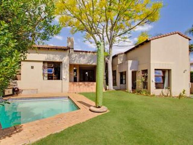 elegant single story home for rent i.