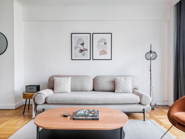 Elegant Two Bedroom Apartment in Charming Passy, Paris Amsterdam Apartments for Rent