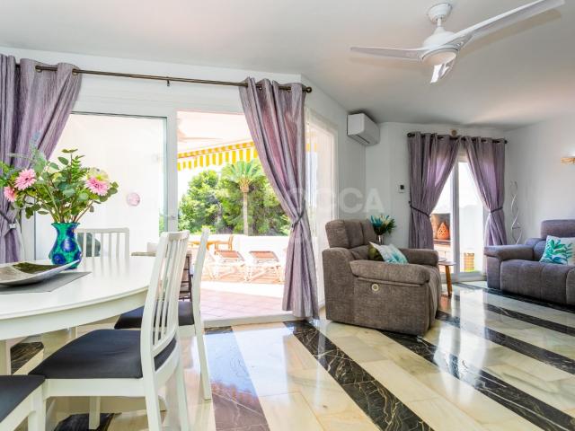 Elegant Three Bedroom Penthouse with Sea Views and Modern Comforts