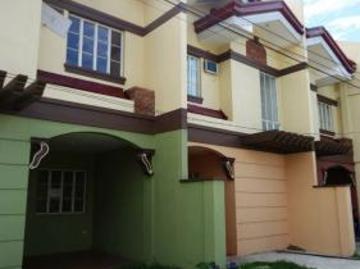 ELEGANT TOWNHOUSE FOR SALE IN TUSCANIA, CDO