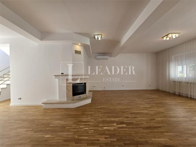 Elegant Villa for Rent – Iancu Nicolae | Private Pool | Premium Residential Compound