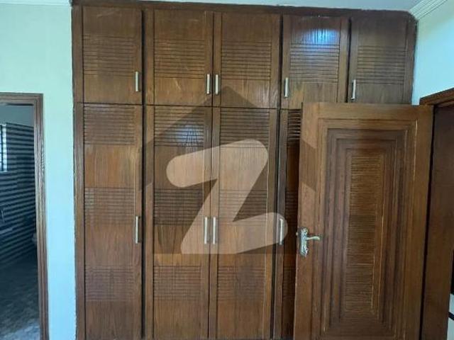 Elegant 10 Marla House Full House Available For Rent Bahria Town Phase 8